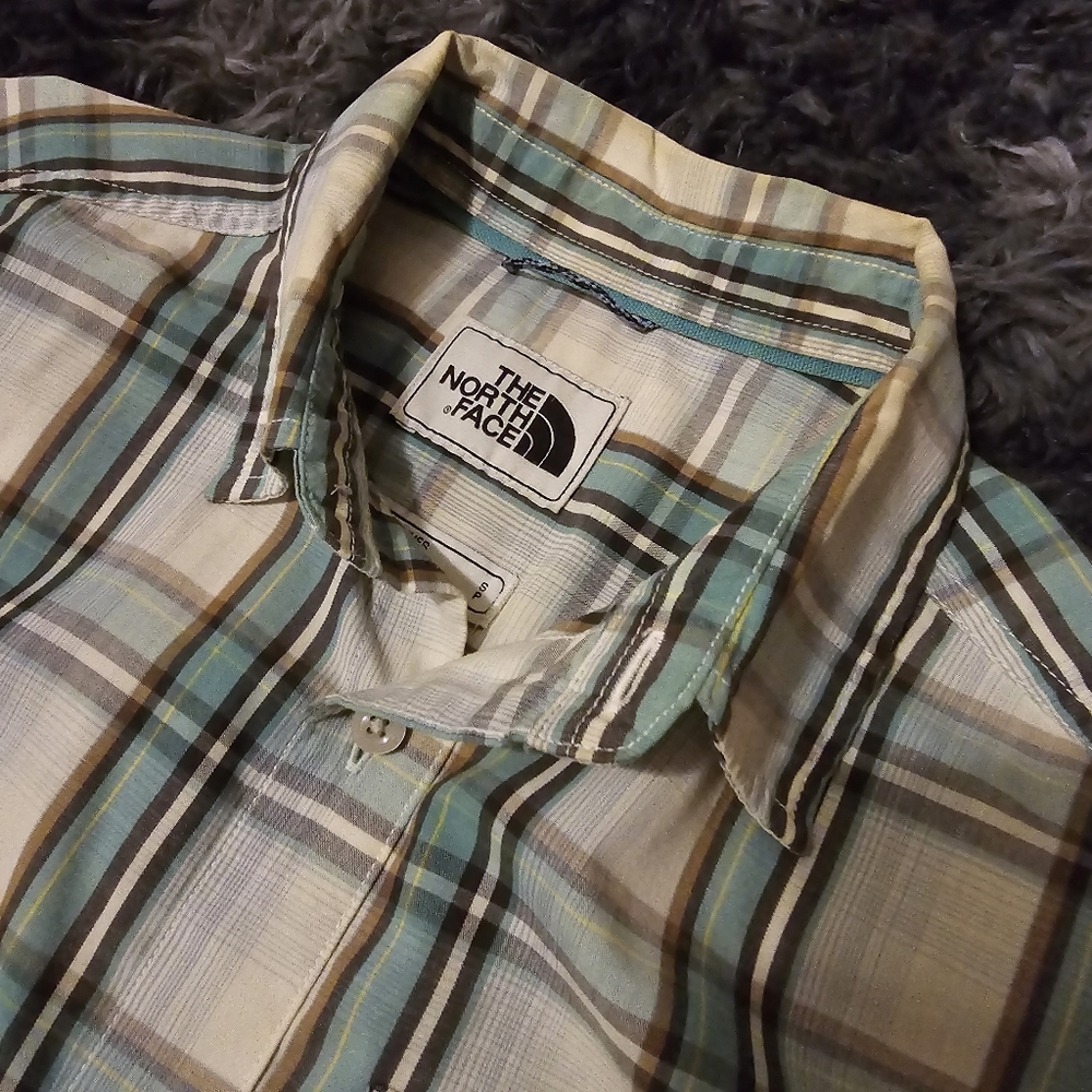 The North Face Plaid Button Down Shirt S
